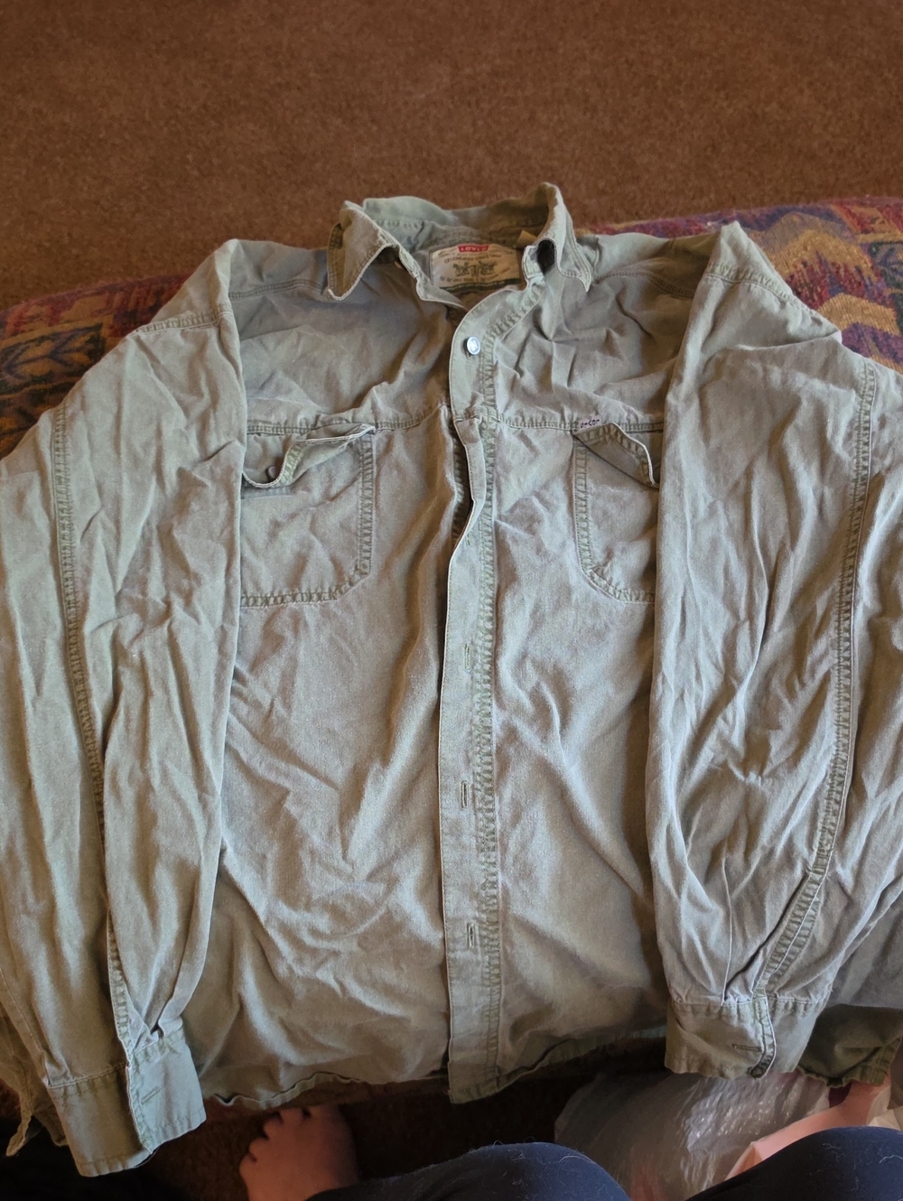 Levi's Men's Light Green Button-Up Shirt